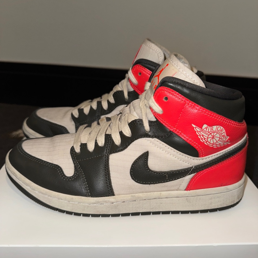 Jordan Women's Sneakers Black and Red
